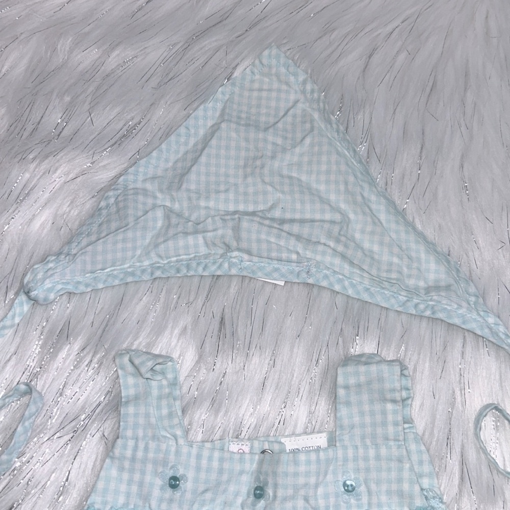 Creme de la Creme 9 months Classic Blue Gingham Onesie with Matching Head Scarf - Picture 9 of 13
